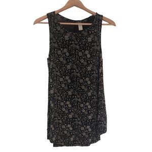 Old Navy Luxe Sleeveless Monochrome Floral Pattern Tank Top